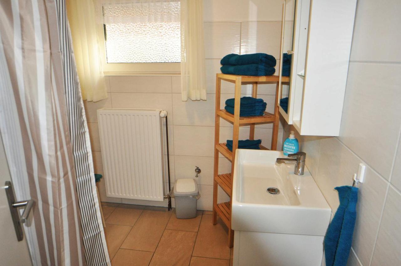 Ferienhaus Voss, 65260 Moormerland Buitenkant foto